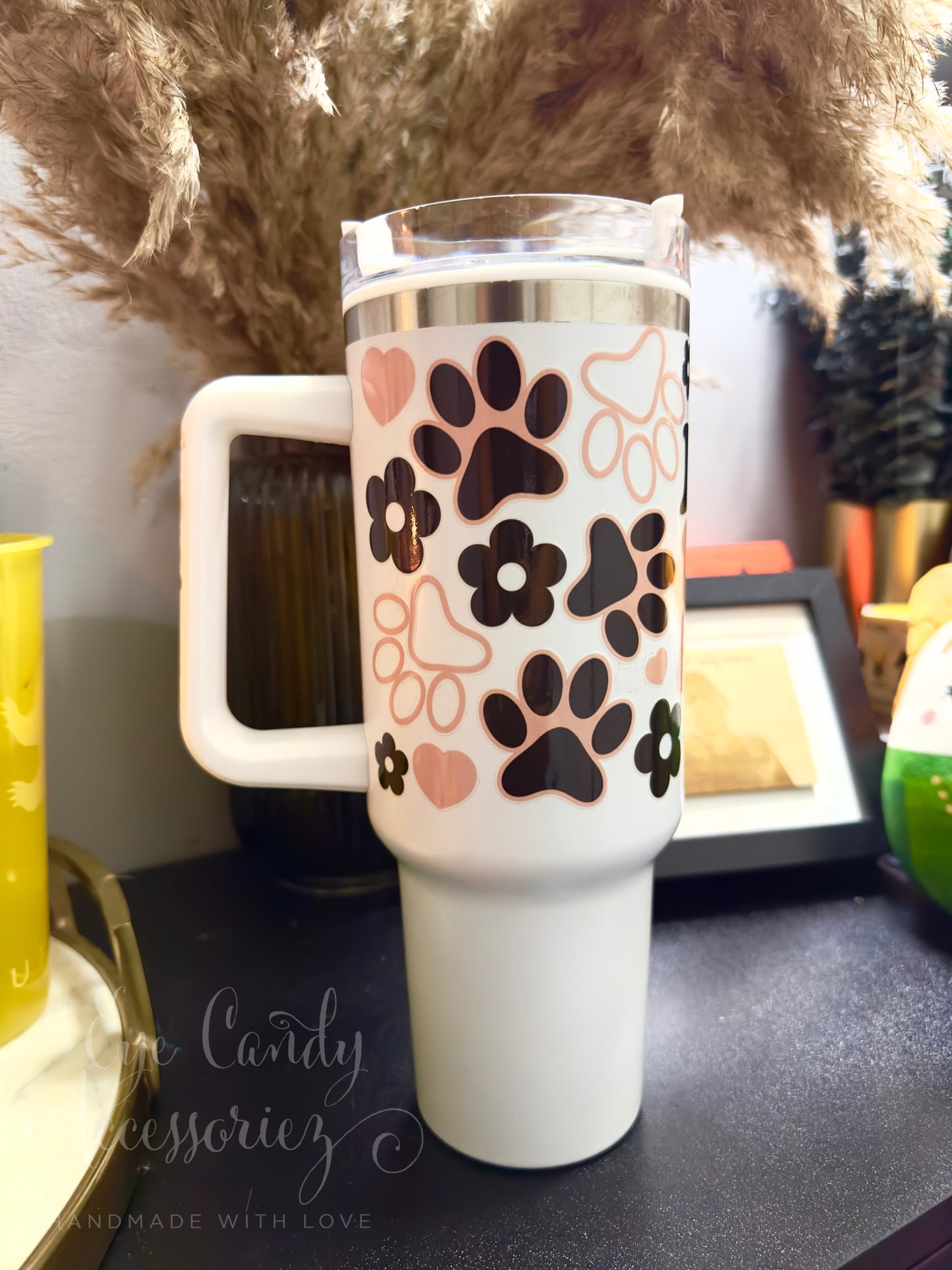 Dog Mom🐶 🐾 - 40oz Quencher Tumbler Cup with Handle & Straw