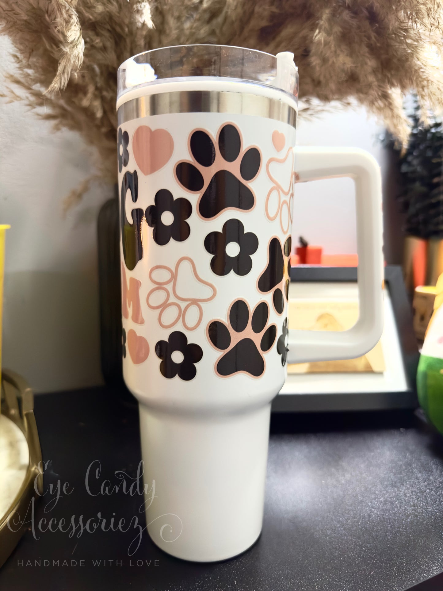 Dog Mom🐶 🐾 - 40oz Quencher Tumbler Cup with Handle & Straw