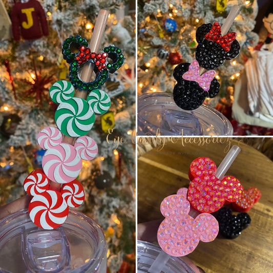 Adornos de paja navideños